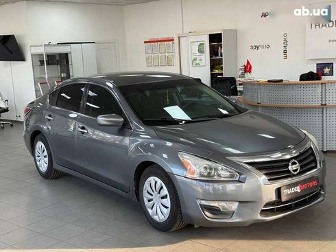 Nissan Altima 2015 - фото 2
