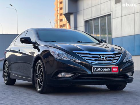 Hyundai Sonata 2012 черный - фото 2