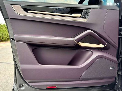 Porsche Cayenne 2024 - фото 30