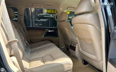 Toyota Land Cruiser 2012 - фото 14