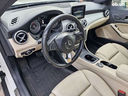 Mercedes-Benz GLA-Класс 2016 - фото 18