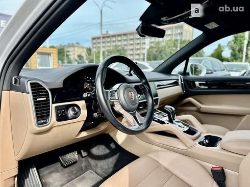 Porsche Cayenne 2018 - фото 16