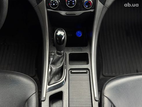 Hyundai Sonata 2015 белый - фото 32