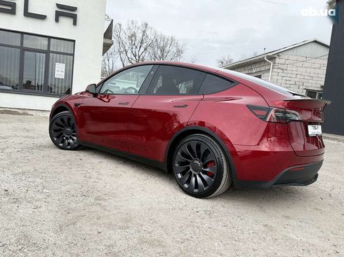 Tesla Model Y 2024 - фото 16