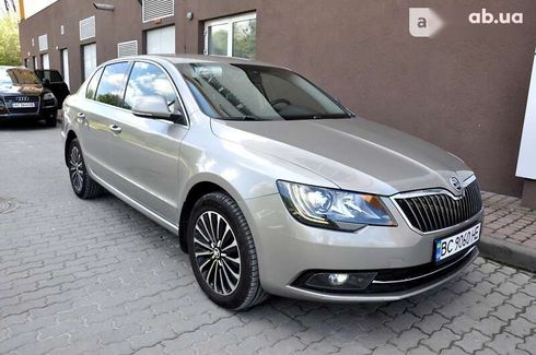 Skoda Superb 2014 - фото 12