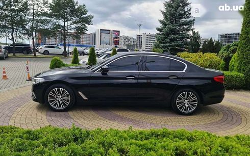 BMW 5 серия 2018 - фото 6