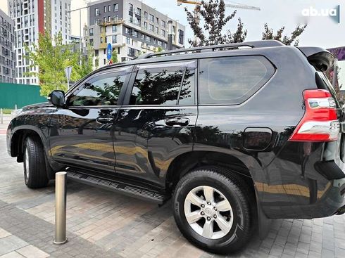Toyota Land Cruiser Prado 2013 - фото 13