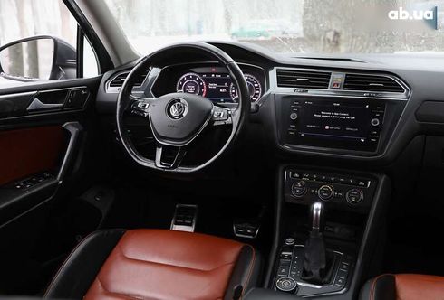Volkswagen Tiguan 2018 - фото 11