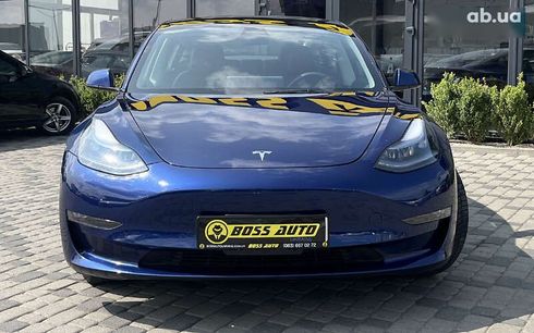Tesla Model 3 2022 - фото 2