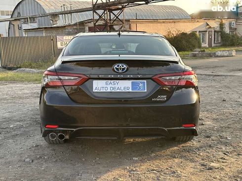 Toyota Camry 2023 - фото 7