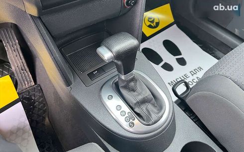 Volkswagen Touran 2005 - фото 11