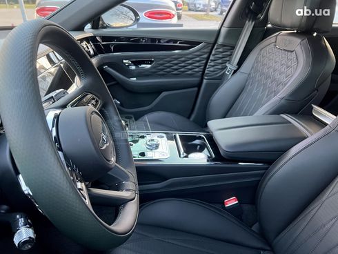 Bentley Flying Spur 2021 - фото 14