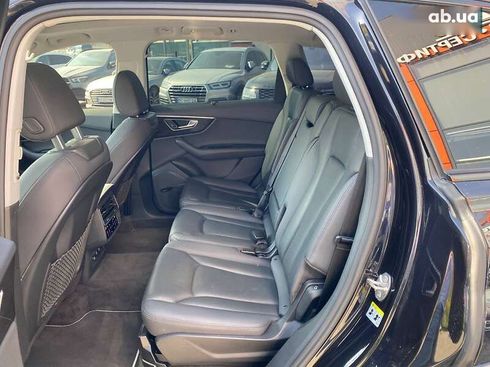 Audi Q7 2019 - фото 24