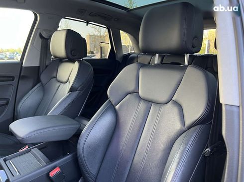 Audi Q5 2018 - фото 24