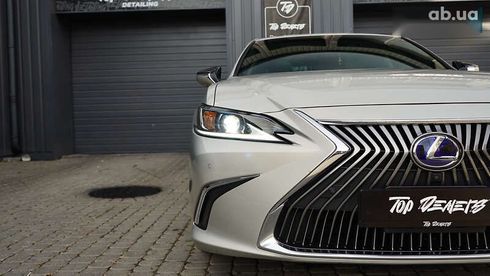 Lexus ES 2019 - фото 8