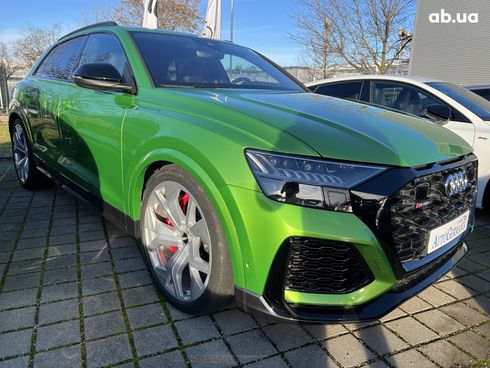 Audi RS Q8 2022 - фото 26