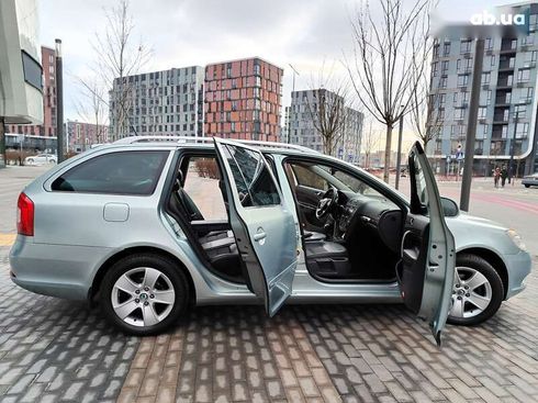 Skoda Octavia 2012 - фото 24