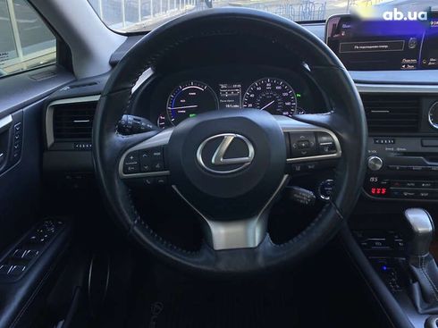 Lexus RX 2018 - фото 18