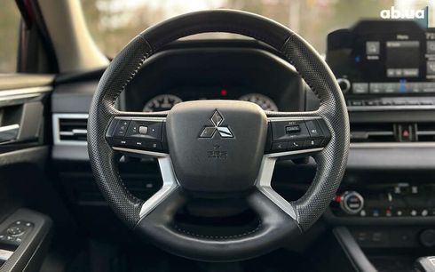 Mitsubishi Outlander 2022 - фото 11