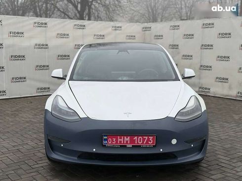 Tesla Model 3 2021 - фото 11