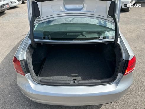 Volkswagen Passat 2014 серый - фото 10