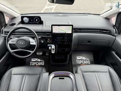 Hyundai Staria 2021 - фото 26