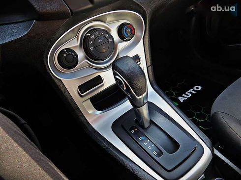 Ford Fiesta 2018 - фото 9