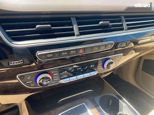 Audi Q7 2016 - фото 21