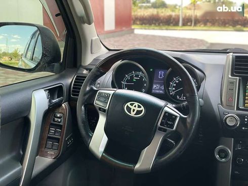 Toyota Land Cruiser 2010 - фото 16