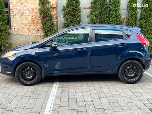 Ford Fiesta 2013 синий - фото 17