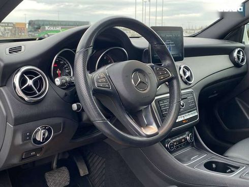 Mercedes-Benz GLA-Класс 2019 - фото 14