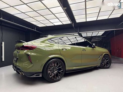 BMW X6 M 2021 - фото 15