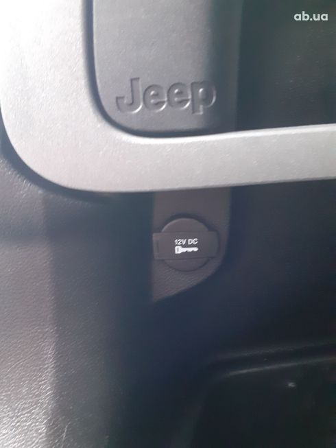 Jeep Cherokee 2014 серый - фото 13