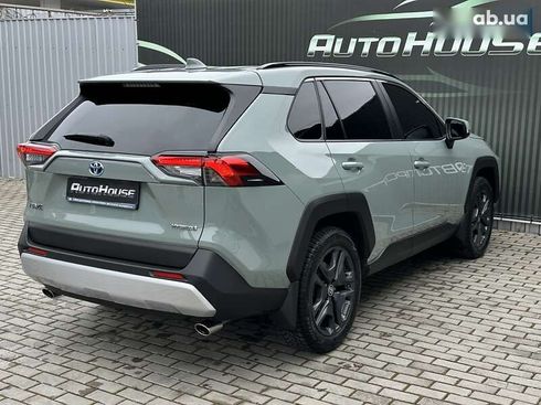 Toyota RAV4 2022 - фото 25