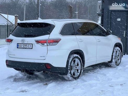 Toyota Highlander 2015 - фото 9