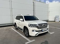 Купити Toyota Land Cruiser 2017 бу в Києві - купити на Автобазарі