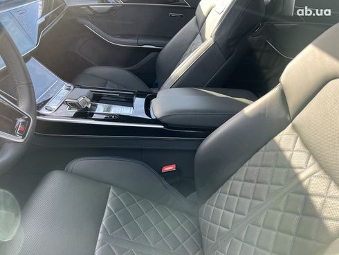 Audi A8 2023 - фото 32