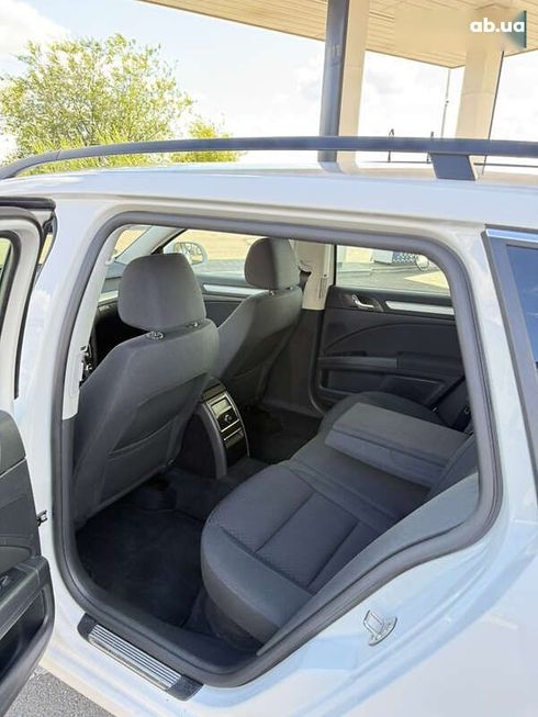 Skoda Superb 2014 - фото 16