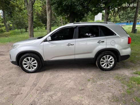 Kia Sorento 2014 серый - фото 9