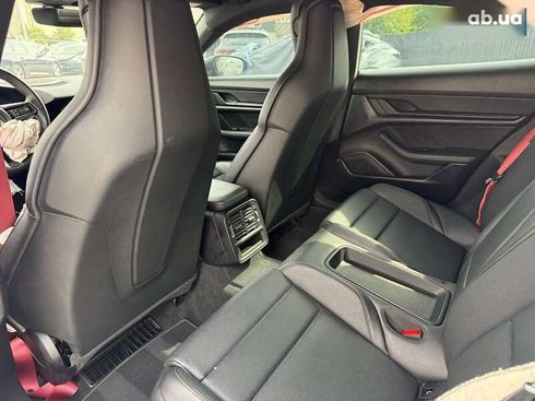 Porsche Taycan 2021 - фото 15