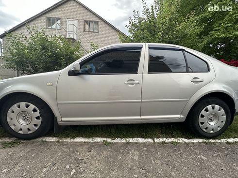 Volkswagen Bora 2000 серебристый - фото 11