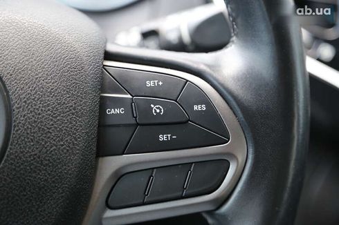 Jeep Cherokee 2019 - фото 20