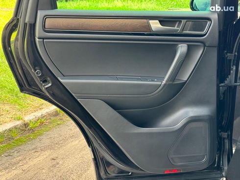 Volkswagen Touareg 2014 черный - фото 23