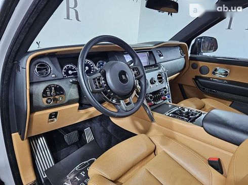 Rolls-Royce Cullinan 2019 - фото 12