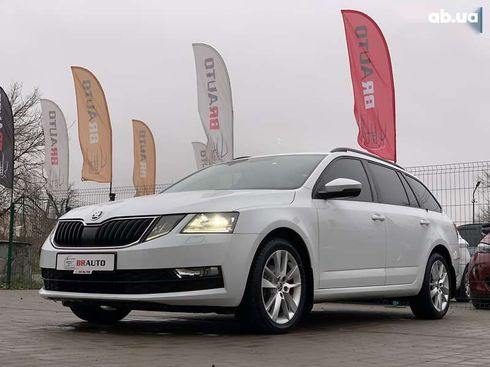 Skoda Octavia 2019 - фото 3