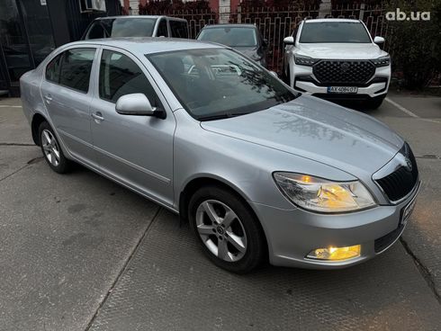 Skoda octavia a5 2011 серый - фото 8