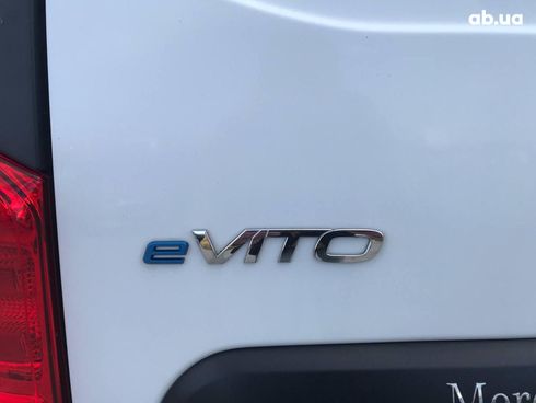 Mercedes-Benz eVito 2019 белый - фото 10
