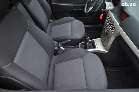 Opel Astra 2008 - фото 25