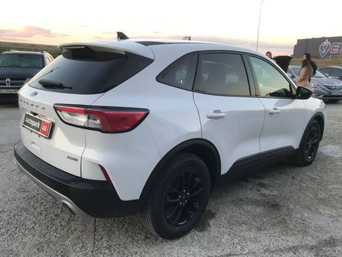 Ford Escape 2019 белый - фото 18