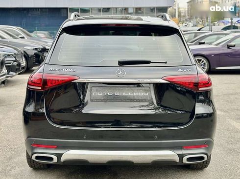 Mercedes-Benz GLE-Class 2021 - фото 9